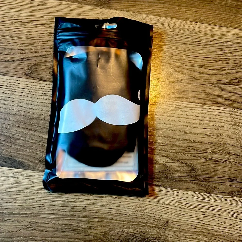 Mustache Mask Kit with Filter Pocket
